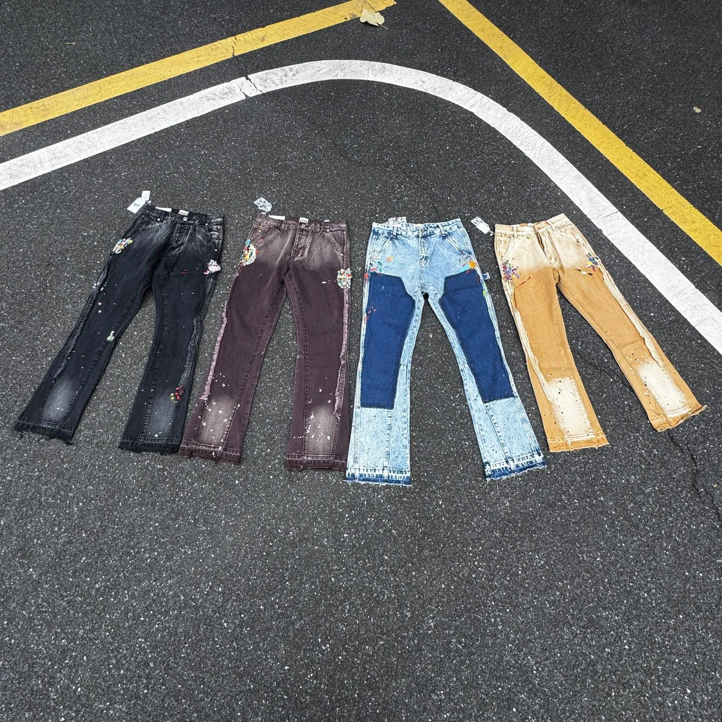 P250 (G95 black) (G90 burgundy) (G94 blue) (G91 khaki) GALLERY DEPT. Spliced ​​patchwork splash-ink denim flared pants washed and distressed spliced ​​jeans logging micro-flared jeans men and women same style Code number: 28 30 32 34 36
